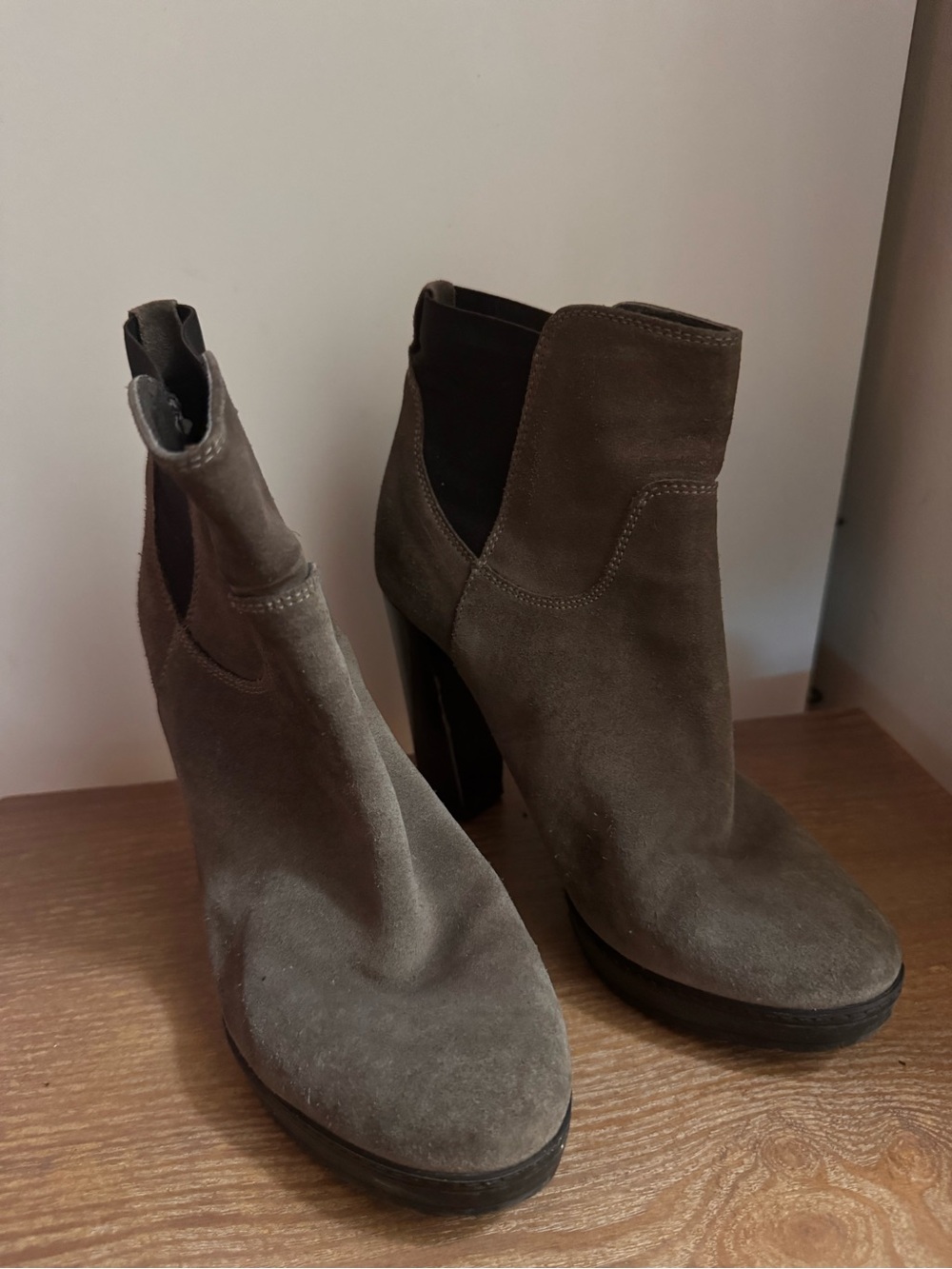 Eddie Bauer Women’s Taupe Suede High-Heel Ankle Boots
